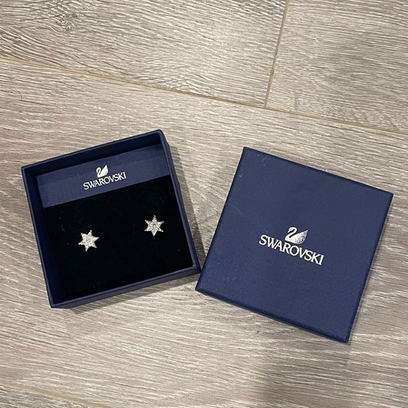 Swarovski Crystal  Silver Star Earrings - Picture 3 of 4